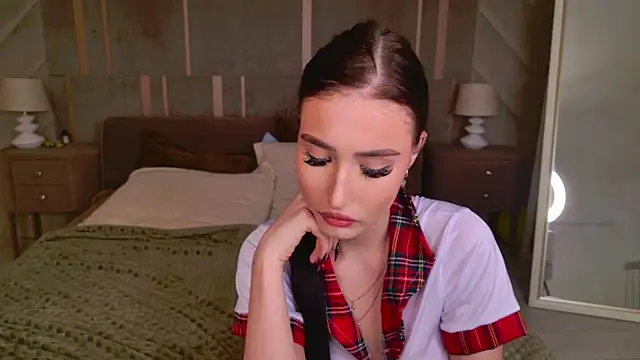 Snapshot of EmmaLawrens chatting on 01-25-25, 03:09 EmmaLawrens online show from 01-25-25, 03:09