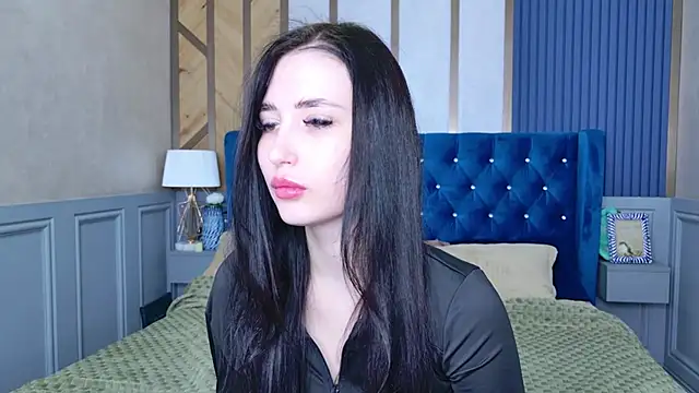 Snapshot of EmmaLawrens chatting on 02-26-25, 12:14 EmmaLawrens online show from 02-26-25, 12:14