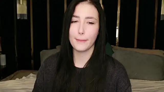 Snapshot of EmmaLawrens chatting on 09-27-25, 04:12 EmmaLawrens online show from 09-27-25, 04:12