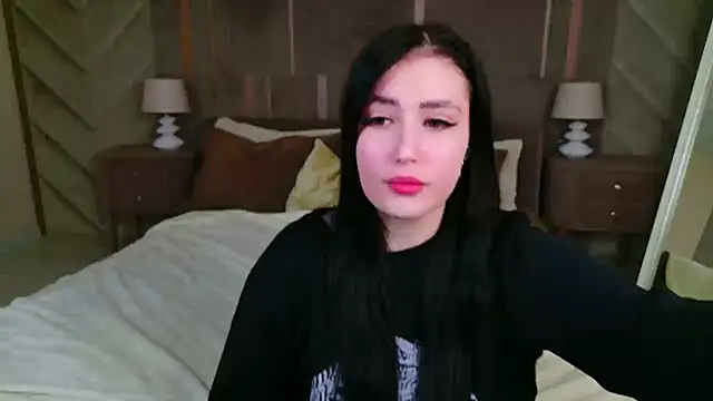 Snapshot of EmmaLawrens chatting on 10-02-25, 03:52 EmmaLawrens online show from 10-02-25, 03:52