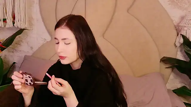 Snapshot of EmmaLawrens chatting on 02-08-26, 06:00 EmmaLawrens online show from 02-08-26, 06:00