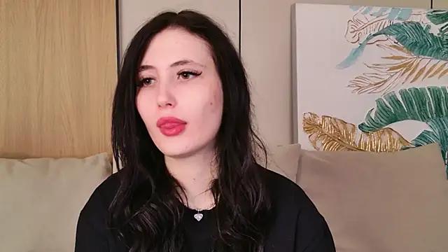 Snapshot of EmmaLawrens chatting on 03-01-26, 10:39 EmmaLawrens online show from 03-01-26, 10:39