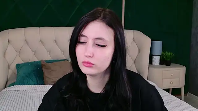 Snapshot of EmmaLawrens chatting on 03-02-26, 10:33 EmmaLawrens online show from 03-02-26, 10:33