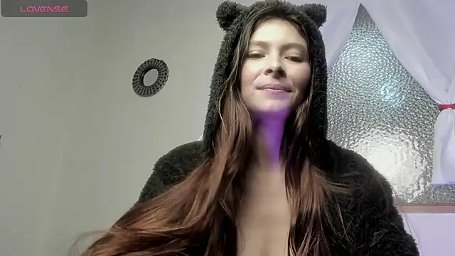 Aleska Miami online show from 02-10-25, 04:58