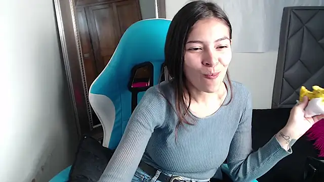 Aleska Miami online show from 09-16-25, 01:45