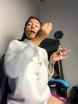 Aleska Miami online show from 10-14-25, 01:56