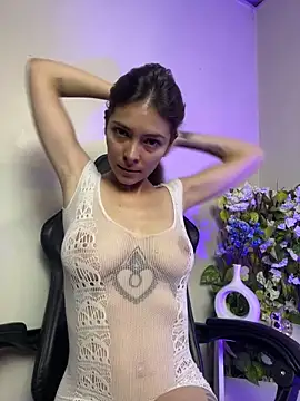 Aleska Miami online show from 05-18-26, 03:51