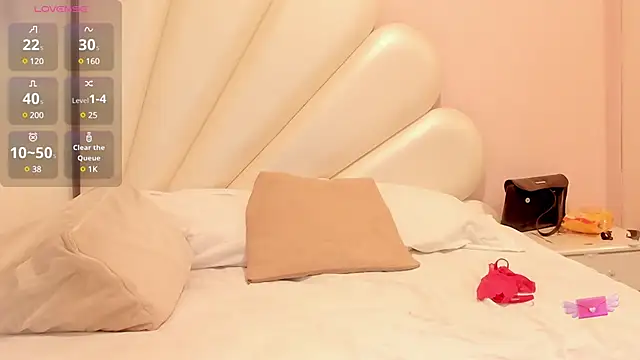 Thifany Hampton  online show from 01-17-25, 10:56