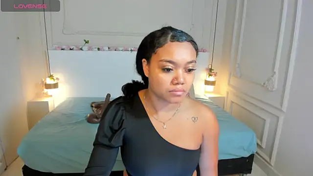 JasmineRose7 online show from 10-10-25, 12:26
