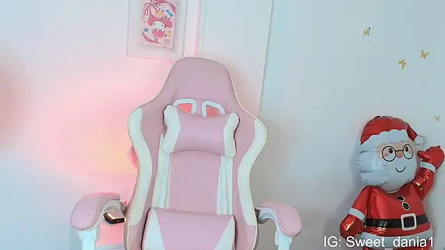 sweet dania  online show from 02-04-26, 05:02