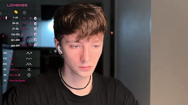 Snapshot of Calvin_Polanski chatting on 02-27-26, 05:35 Calvin Polanski online show from 02-27-26, 05:35