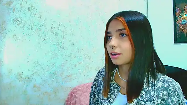 Rousse violett online show from 03-05-25, 08:10