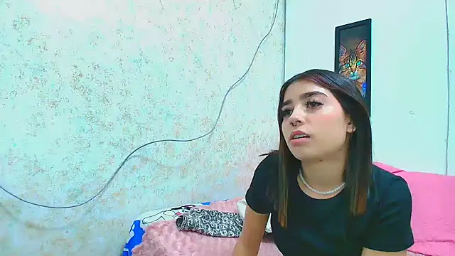 Rousse violett online show from 03-22-25, 08:26