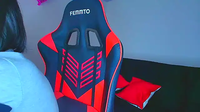 Rousse violett online show from 09-08-25, 08:52