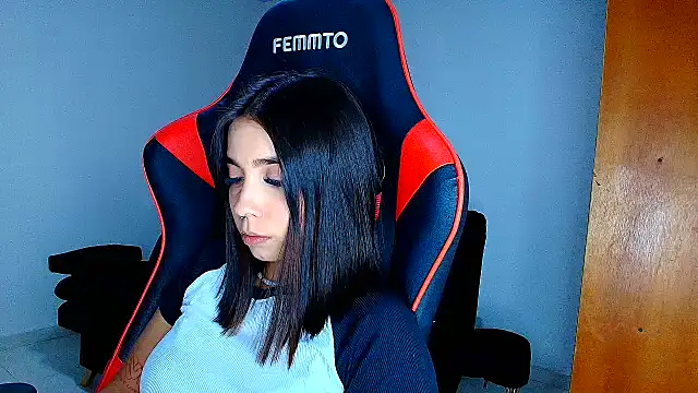 Rousse violett online show from 03-05-26, 01:34