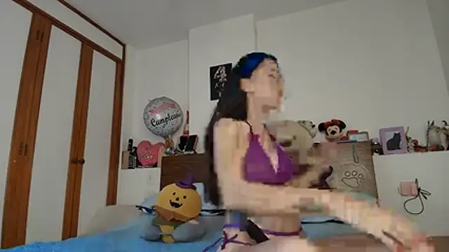 Snapshot of leimy3 chatting on 02-17-26, 09:32 leimy3 online show from 02-17-26, 09:32