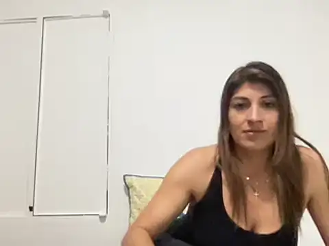 LunaBeya online show from 02-25-25, 01:20