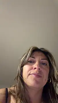 LunaBeya online show from 04-06-26, 04:21