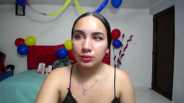 Snapshot of Maylin_horny19 chatting on 06-19-26, 03:11 Maylin horny19 online show from 06-19-26, 03:11