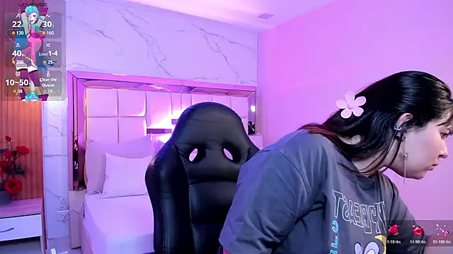 zoes milee online show from 11-12-25, 10:37