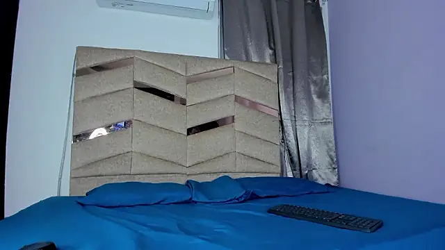 Snapshot of RubiSharqui_ chatting on 02-04-26, 12:22 RubiSharqui online show from 02-04-26, 12:22