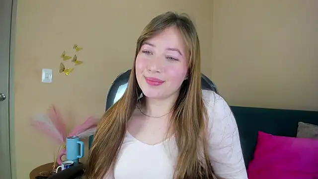 Dahlia Rousse online show from 03-04-26, 07:03