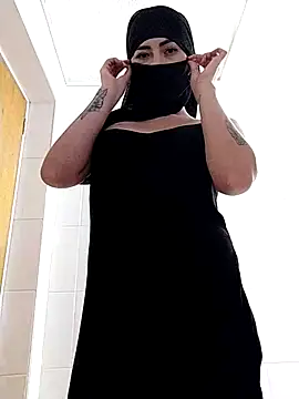 Snapshot of taylorsmiiith_ chatting on 02-10-25, 07:17 taylorsmiiith online show from 02-10-25, 07:17