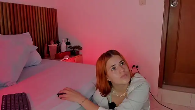 alliss ginger  online show from 09-15-25, 07:47