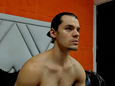 maxi styles online show from 02-12-26, 12:33