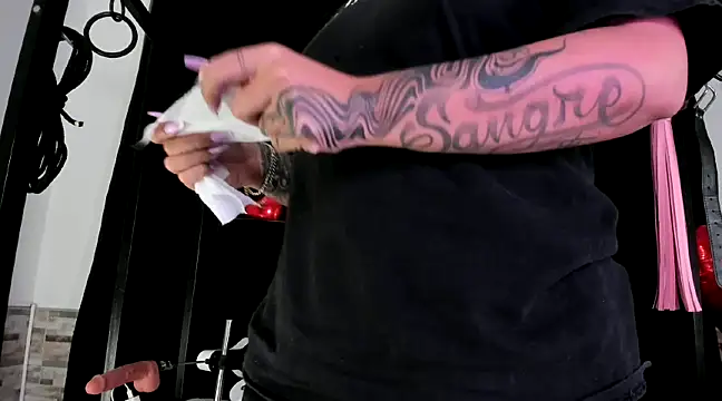 amyswallow7 online show from 02-14-25, 03:00