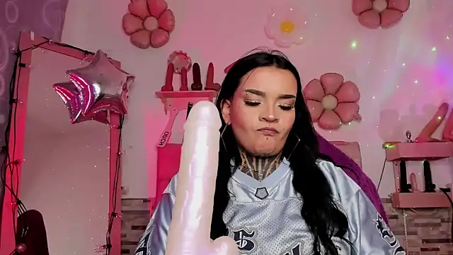 amyswallow7 online show from 10-25-25, 02:52