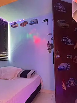 Neymar jr11-collinss online show from 10-23-25, 04:06