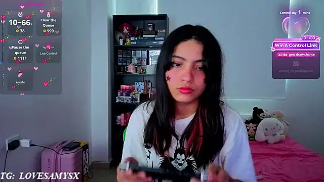 Snapshot of Lovelyamyy chatting on 06-03-26, 02:33 Lovelyamyy online show from 06-03-26, 02:33