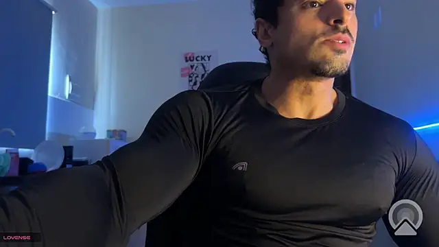 Snapshot of Lucasfit24 chatting on 05-07-26, 03:06 Lucasfit24 online show from 05-07-26, 03:06