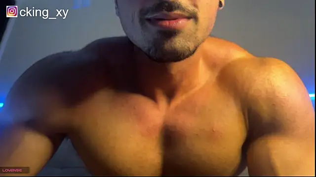 Snapshot of Lucasfit24 chatting on 05-11-26, 03:34 Lucasfit24 online show from 05-11-26, 03:34