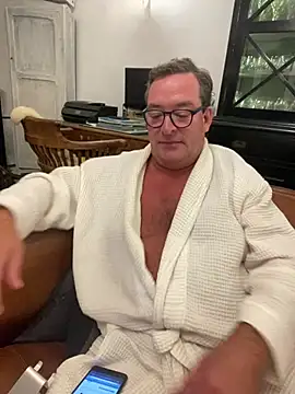 MountJohnXL online show from 04-12-26, 10:37