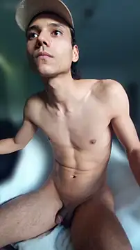 Snapshot of TyroneeDE chatting on 03-01-25, 04:22 TyroneeDE online show from 03-01-25, 04:22