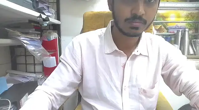 Snapshot of cute_modell chatting on 02-27-25, 01:07 cute modell online show from 02-27-25, 01:07