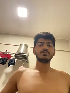 Snapshot of cute_modell chatting on 03-23-25, 07:31 cute modell online show from 03-23-25, 07:31