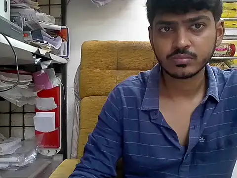 Snapshot of cute_modell chatting on 09-17-25, 08:27 cute modell online show from 09-17-25, 08:27