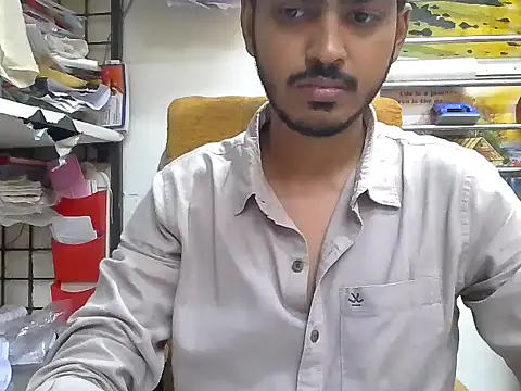 Snapshot of cute_modell chatting on 09-27-25, 12:32 cute modell online show from 09-27-25, 12:32