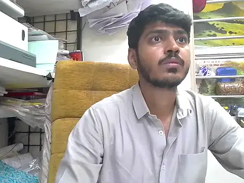 Snapshot of cute_modell chatting on 10-09-25, 12:14 cute modell online show from 10-09-25, 12:14