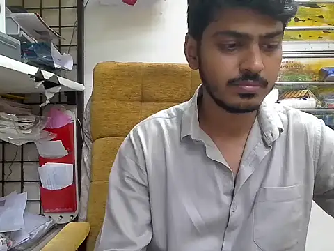 Snapshot of cute_modell chatting on 10-30-25, 12:06 cute modell online show from 10-30-25, 12:06