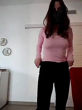 Snapshot of Akemi_rossi chatting on 05-19-26, 04:57 Akemi rossi online show from 05-19-26, 04:57