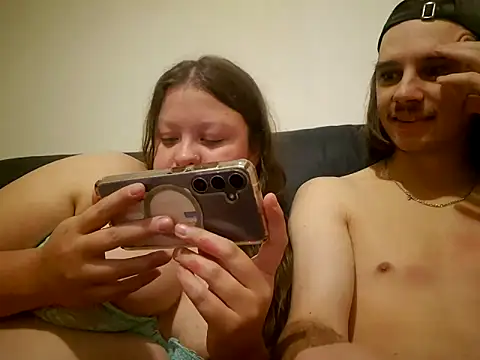 Laurajade9 online show from 01-11-25, 01:01