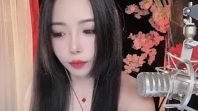 Snapshot of ying-love520 chatting on 02-15-25, 02:33 ying-love520 online show from 02-15-25, 02:33