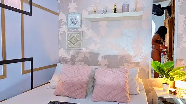 CharlotteGraay online show from 11-25-25, 07:36