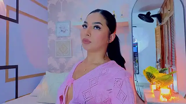 CharlotteGraay online show from 03-09-26, 08:02