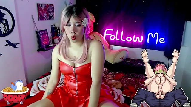 Snapshot of temptation-x chatting on 03-15-26, 01:44 temptation-x online show from 03-15-26, 01:44