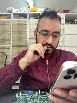 leonardohot1987 online show from 03-13-25, 05:50